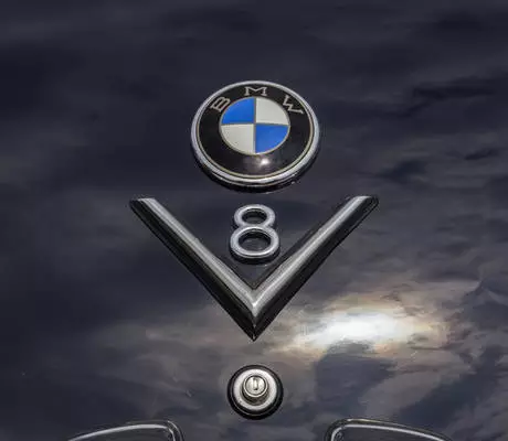 BMW X5 xDrive 48i 4.8dm3 benzyna X70 FE81 56